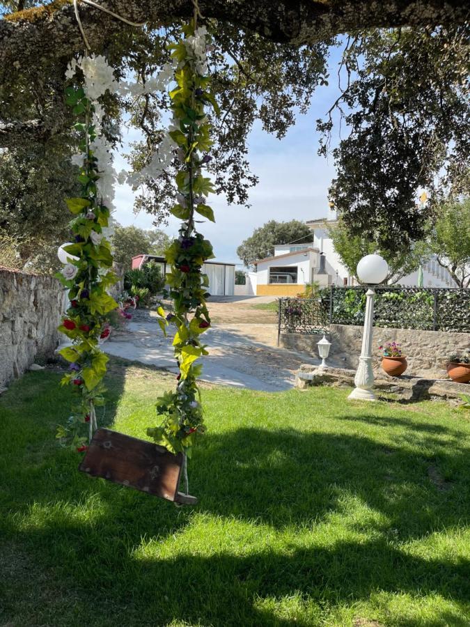 Villa Entre Encinas Моралина Экстерьер фото