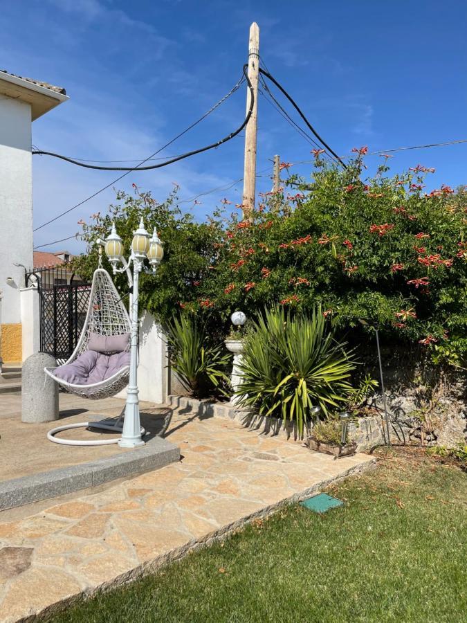 Villa Entre Encinas Моралина Экстерьер фото